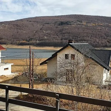 Vila Da Toni Μαύροβο